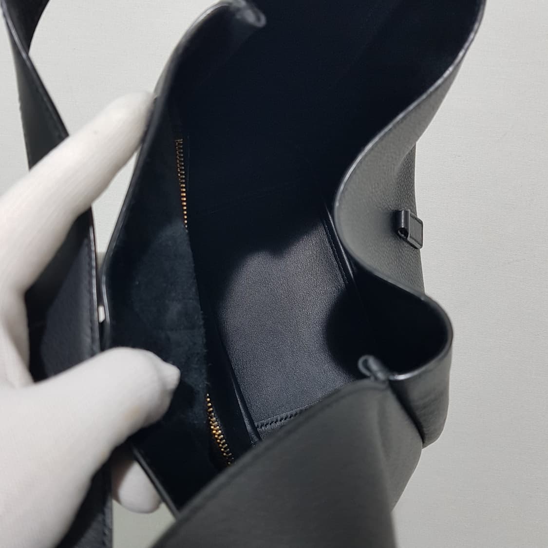 생로랑 LE 5 A 7 셔플 숄더백 713938 상품이미지9