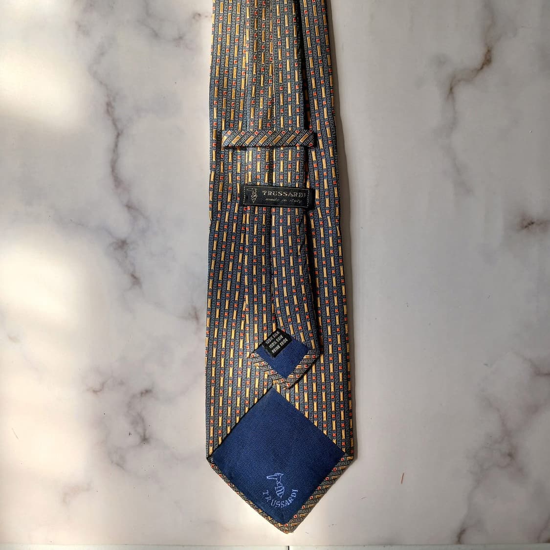 트루사르디 실크 네이비 패턴 넥타이 9.5cm A+등급 G13
 상품이미지8