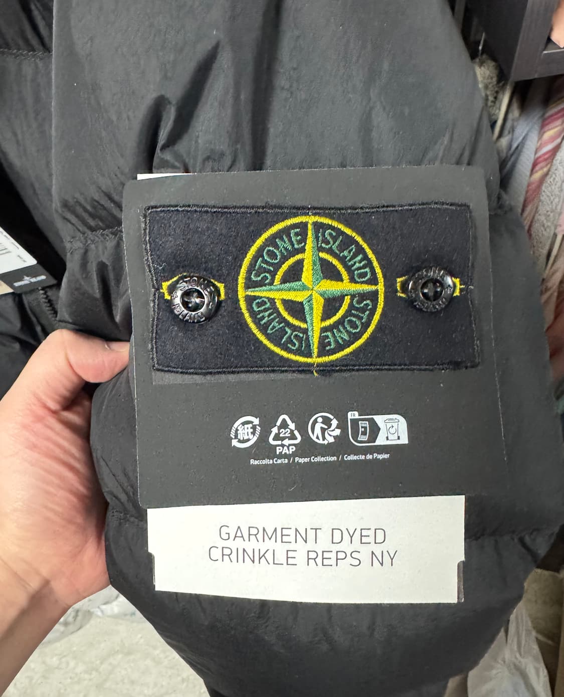 스톤아일랜드 25fw 크링클랩스 논후드 블랙 M 상품이미지4