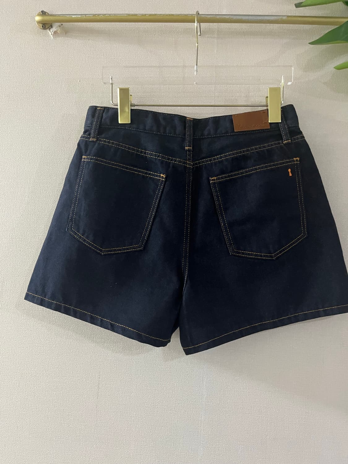 포유온 수이 데님쇼츠 Sui denim shorts (40) 상품이미지4