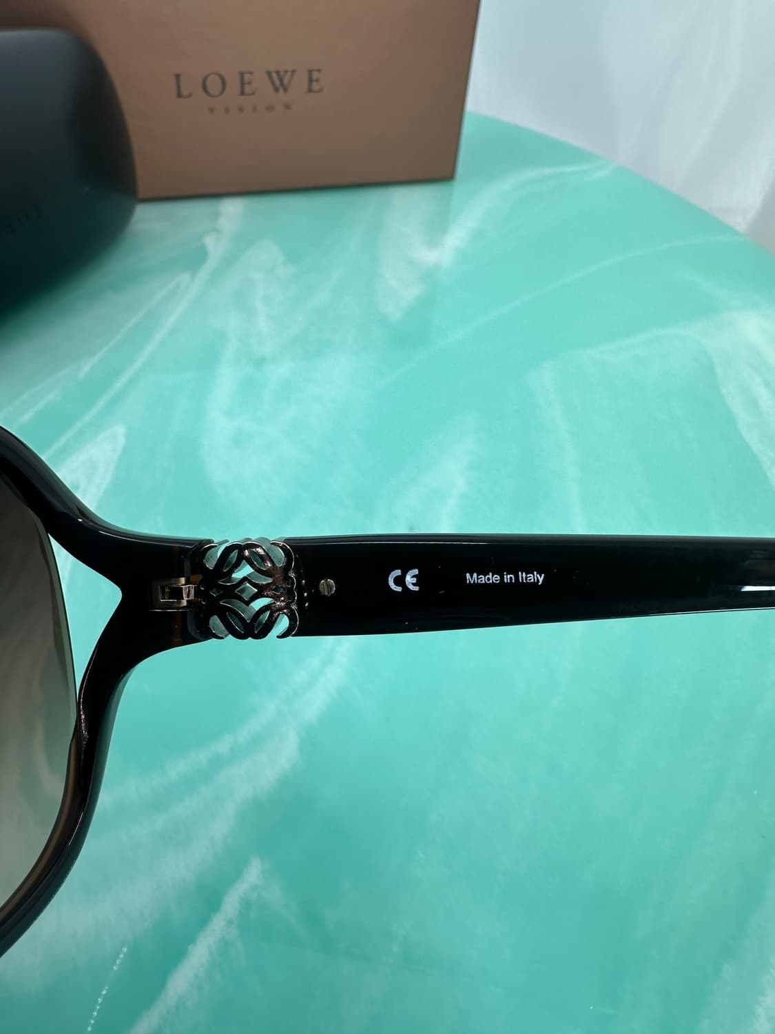 [새상품 무료배송] Made in Italy 로에베 선글라스 상품이미지8