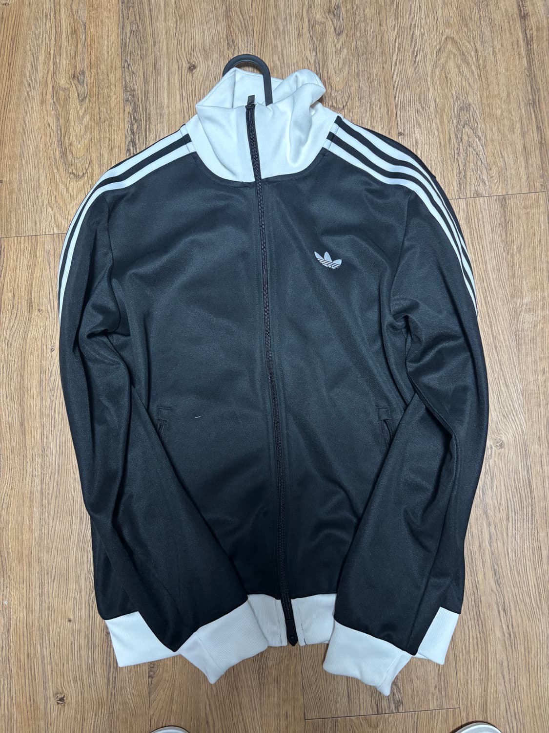 아디다스 클래식 트랙탑 블랙 상품이미지2