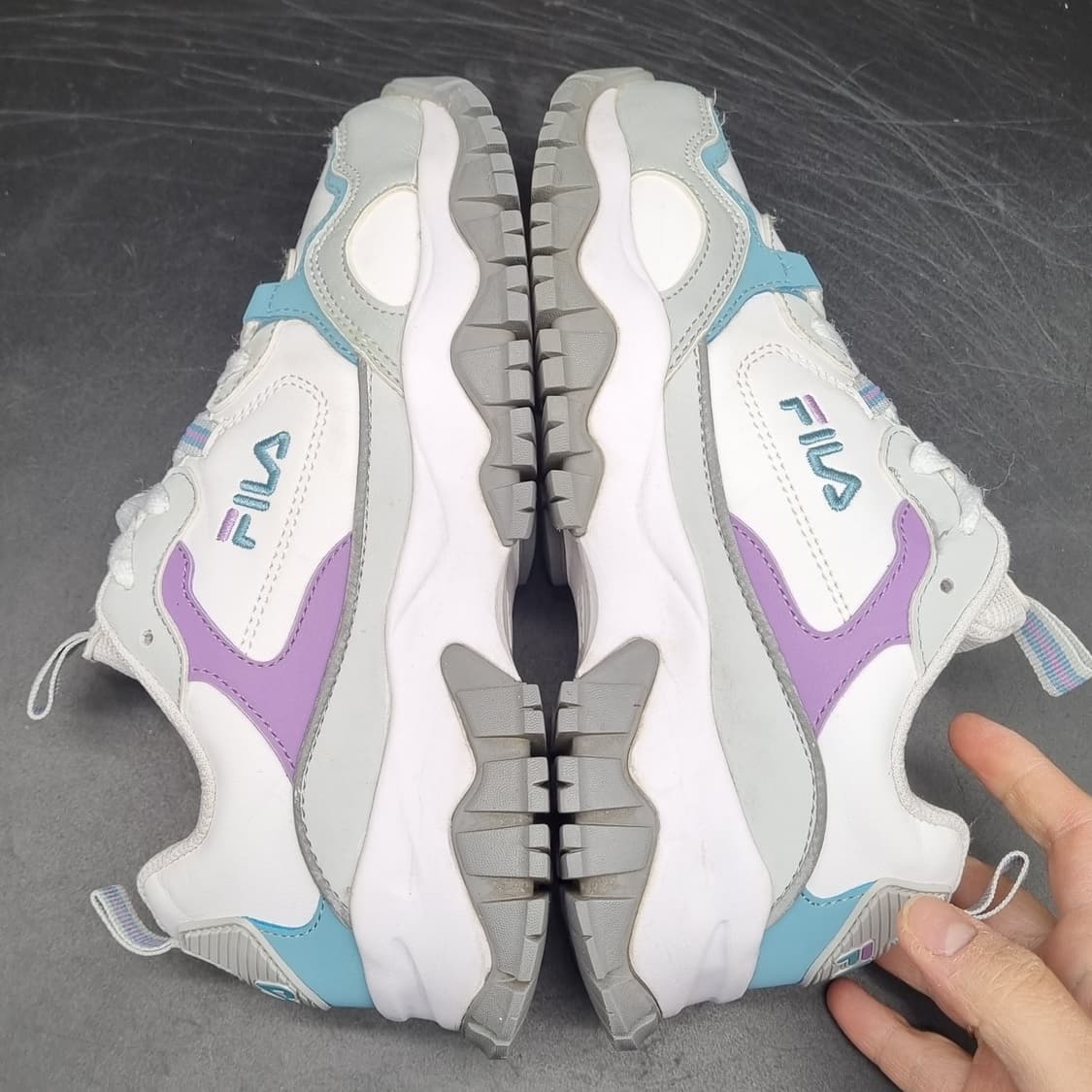 휠라 키네마틱 데일리 여성운동화225 상품이미지5