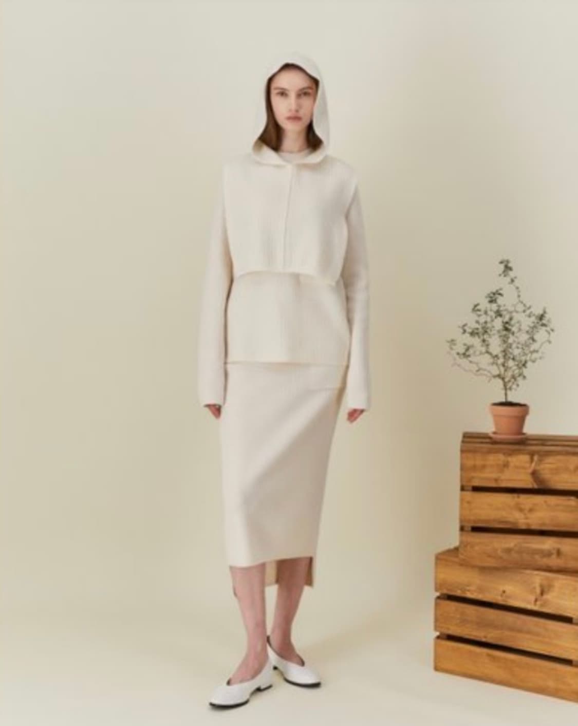 헬렌카민스키 레아 탑 스커트 세트 (크림 색상, SS사이즈) 상품이미지1