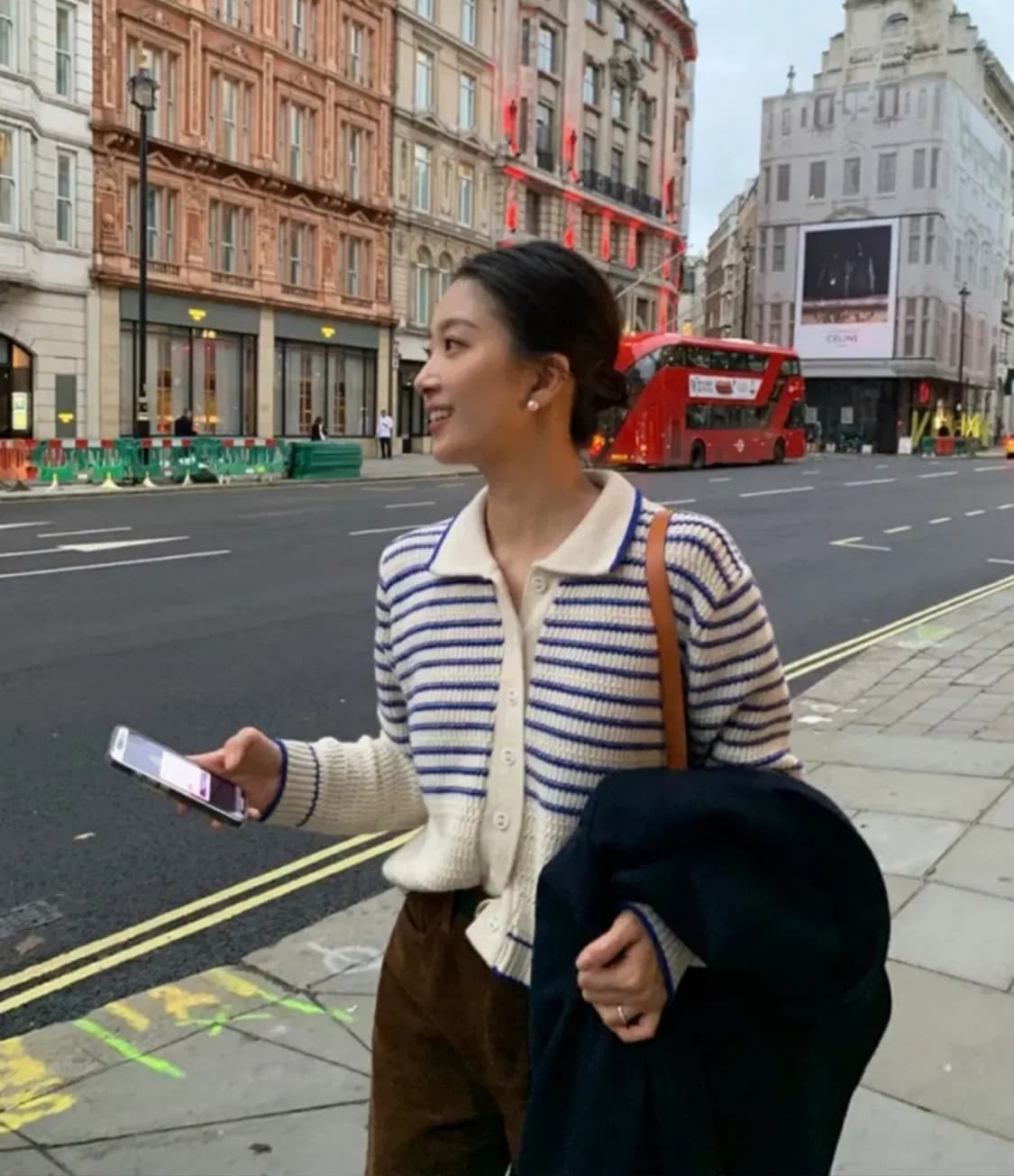 에이치모드  로빈 스트라이프 메리노울 크롭 카라 가디건 레드 (F) 상품이미지8