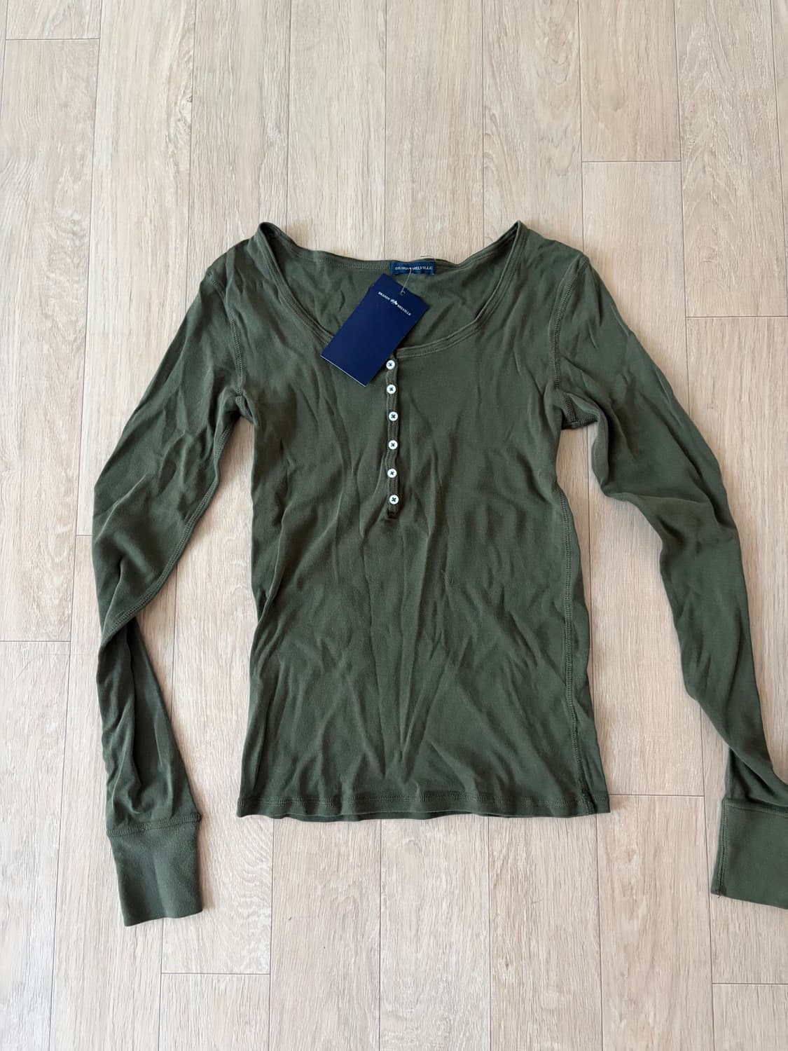 브랜디멜빌 카키 긴팔 티셔츠 상품이미지2