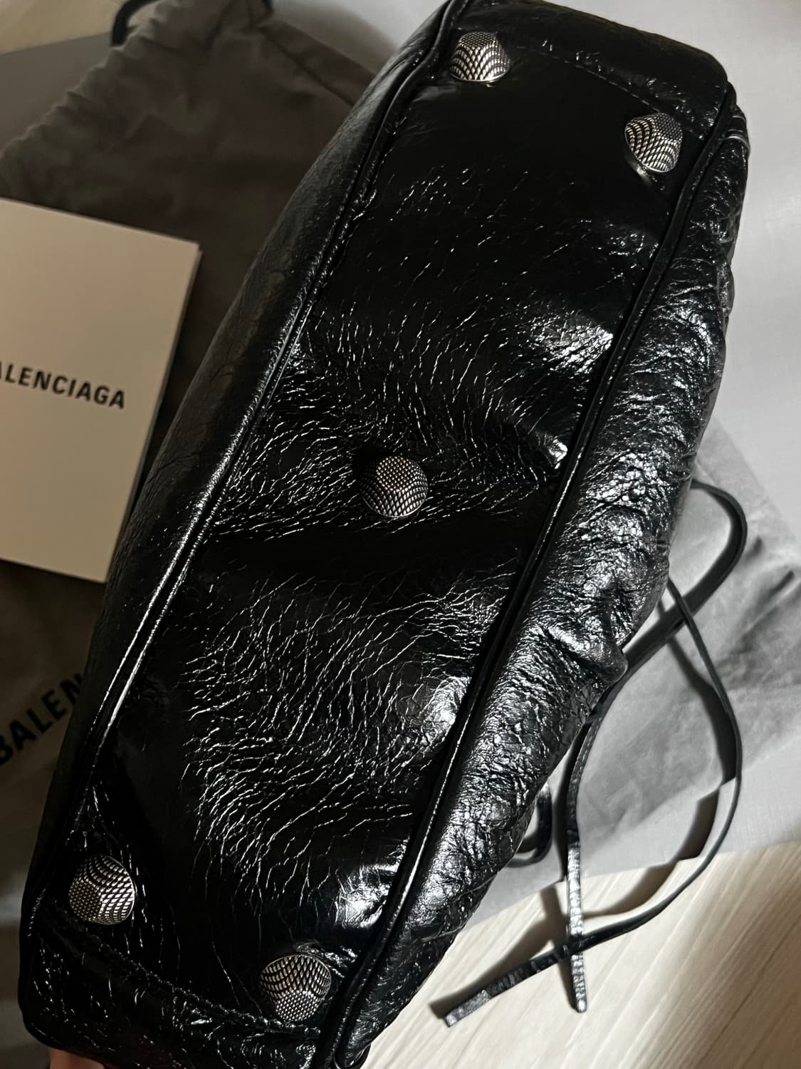 발렌시아가 르카골 S 블랙 숄더백 상품이미지7