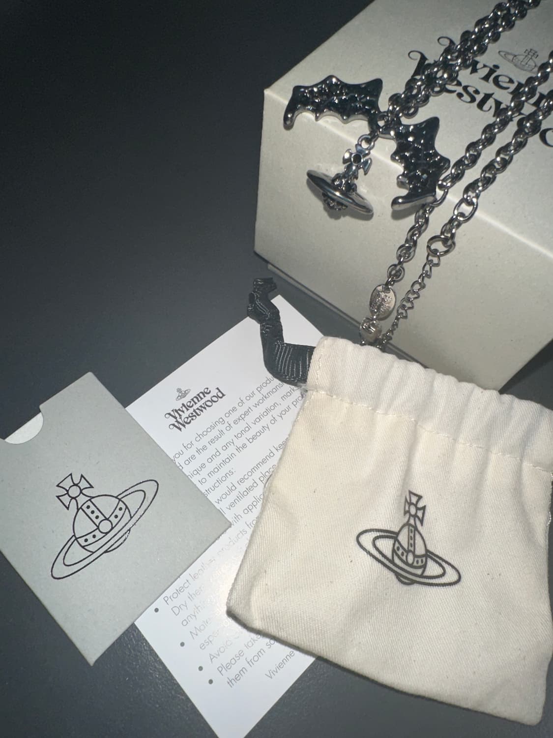 VW 비비안웨스트우드 ORB 박쥐 목걸이 상품이미지1