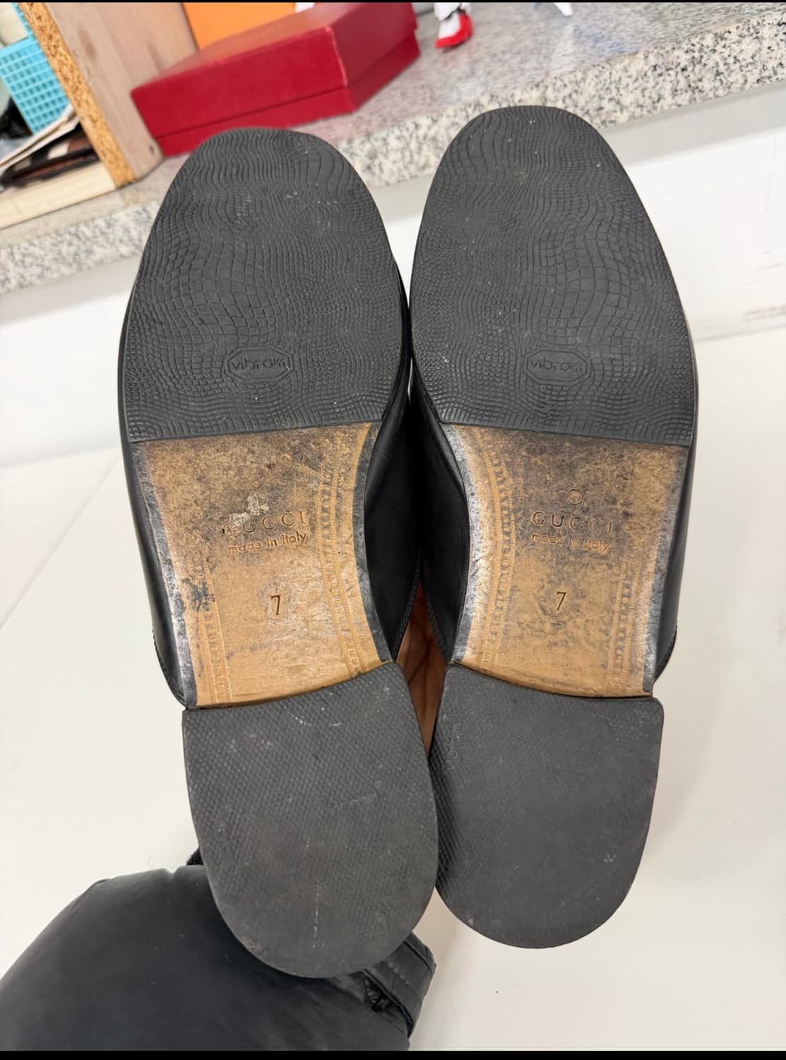 구찌 프린스타운 홀스빗 레더 뮬 슬리퍼 상품이미지4