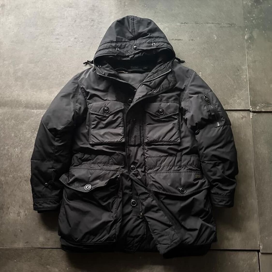 폴로 랄프로렌 / 캐나다군 iecs 밀리터리 덕다운 파카 / L 상품이미지1