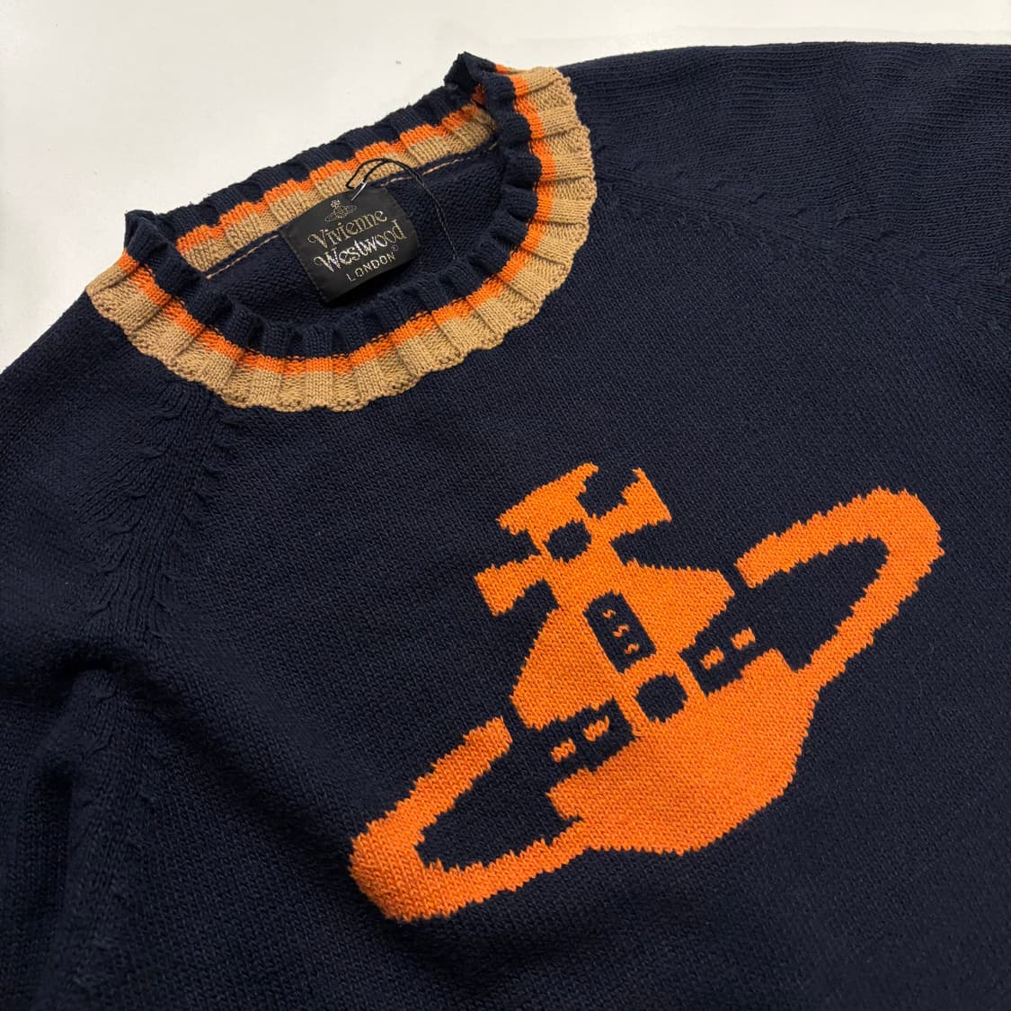 [M] 비비안웨스트우드 빅로고 오렌지 니트 B949 상품이미지3