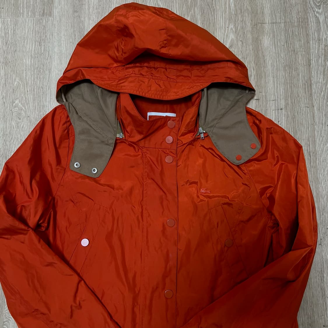 라코스테 로고 와펜 후드 바람막이 자켓 38  상품이미지2