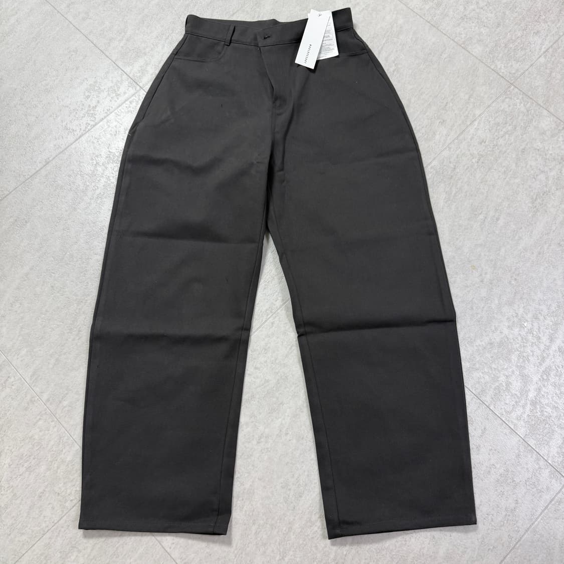 (새제품)후러브스아트 커브드 와이드 코튼 데님 팬츠 차콜그레이 XL 상품이미지2