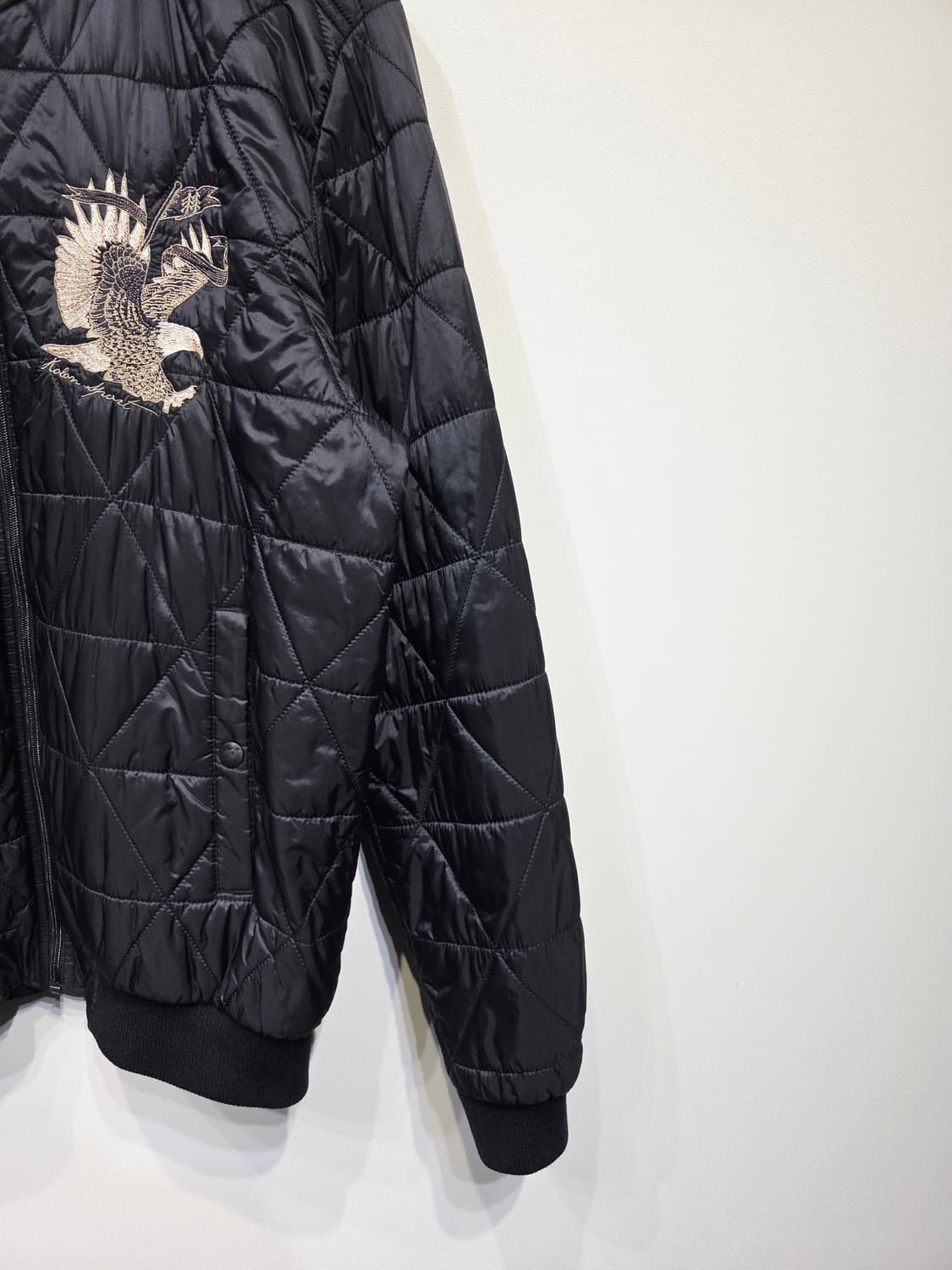 코오롱스포츠 이글 자수 퀄팅 블루종 자켓 상품이미지5