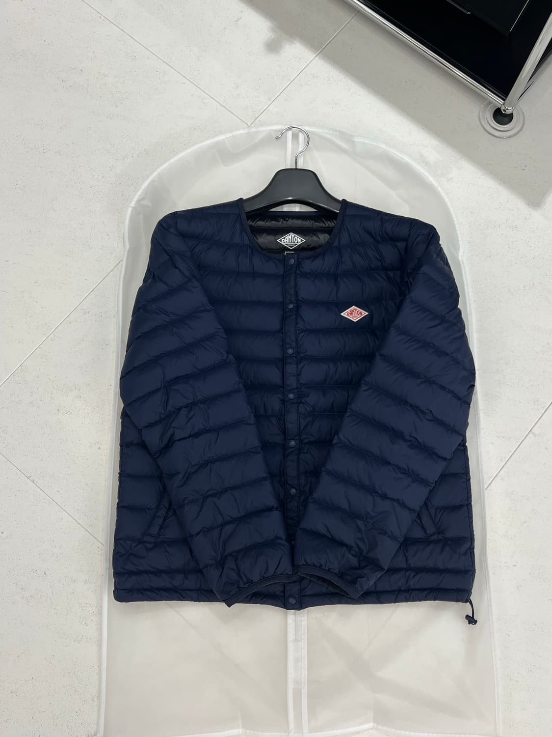 단톤 경량패딩 44size 상품이미지3