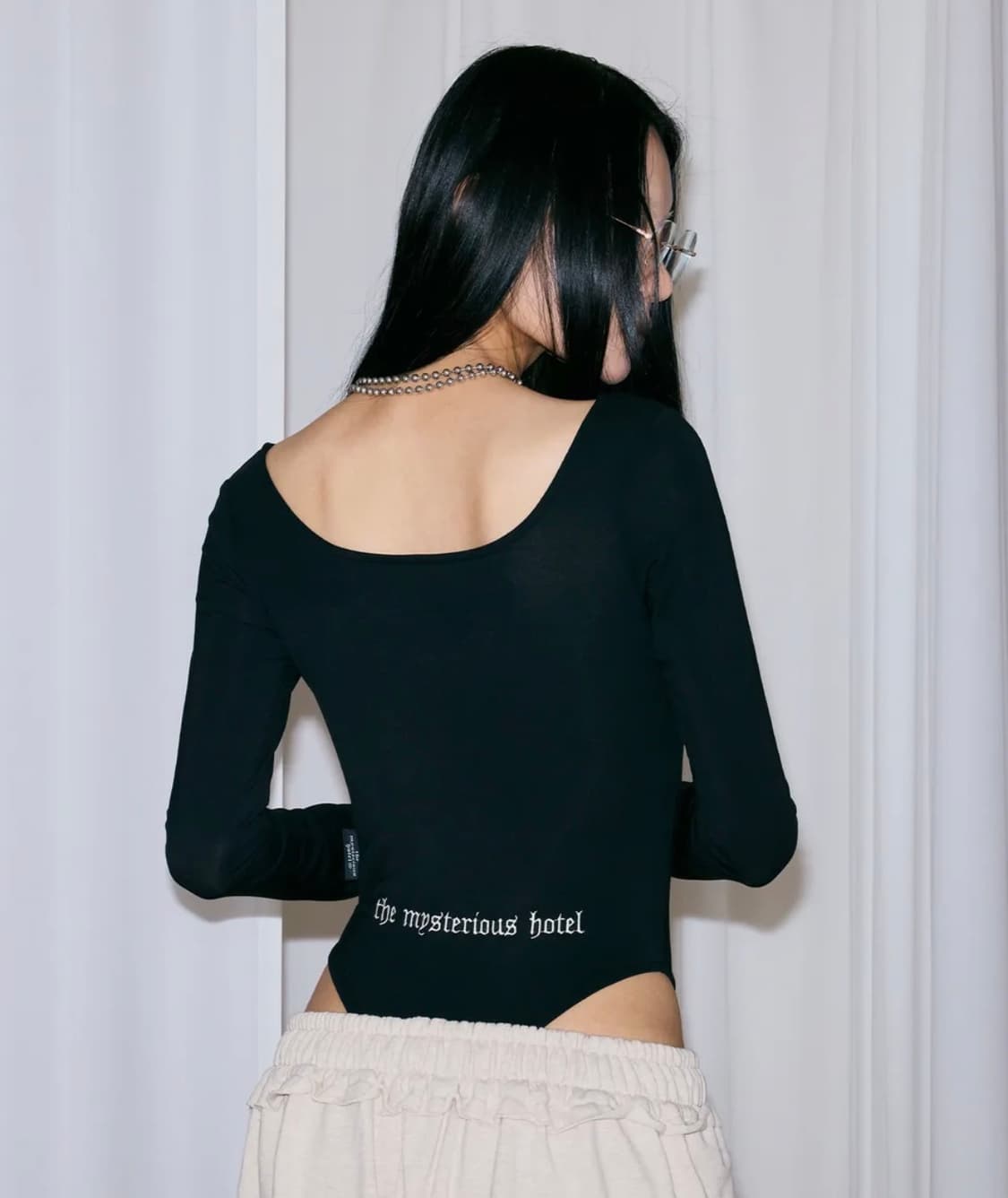미스테리어스호텔 바디슈트 블랙 상품이미지1