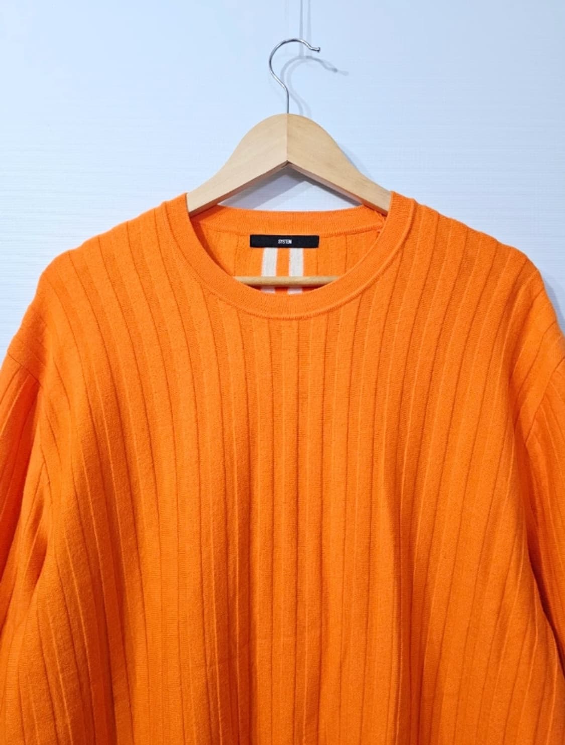 한섬 시스템 SYSTEM 오렌지색 니트 105 상품이미지1