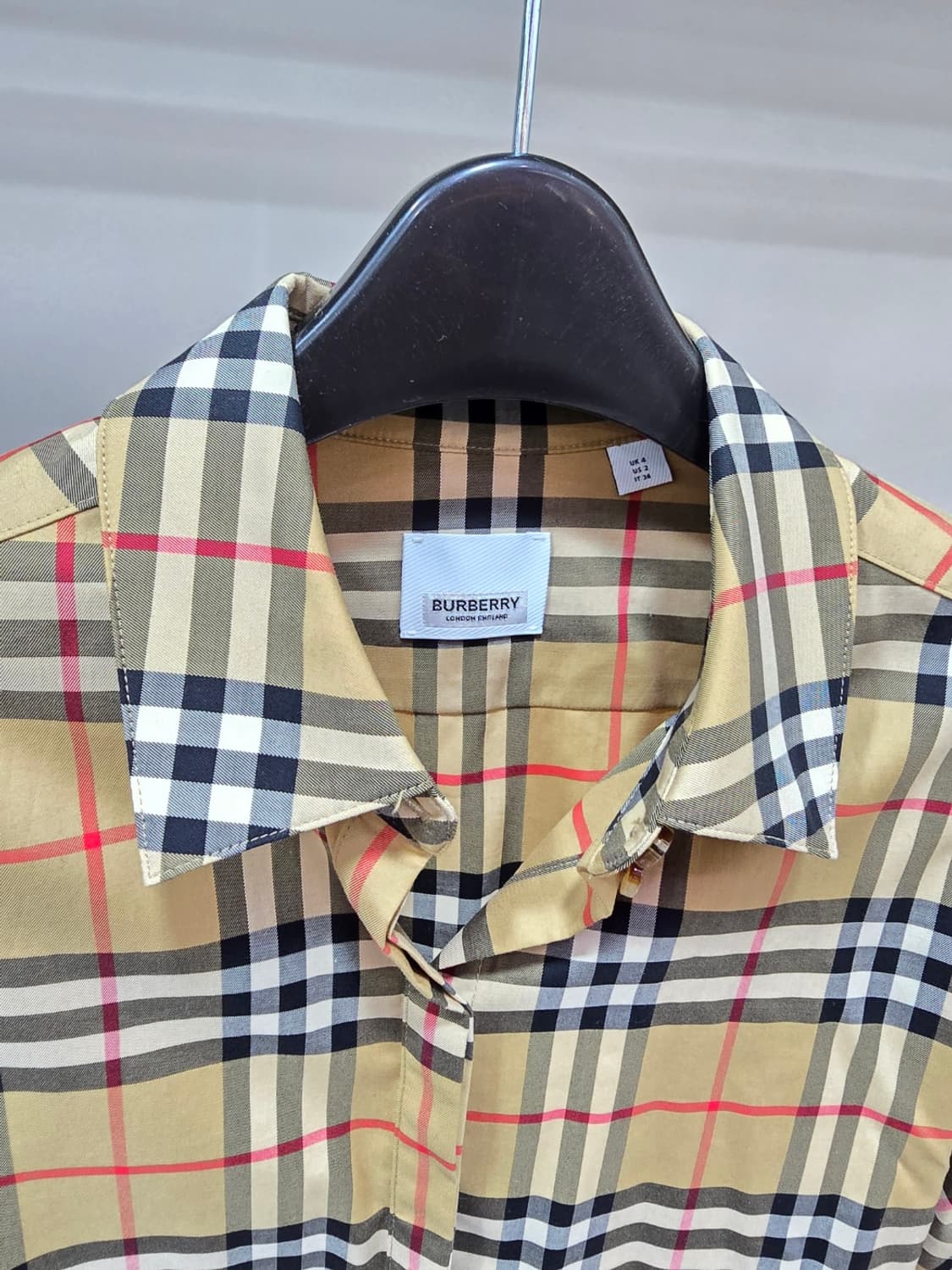 [정품] 버버리 긴팔 셔츠 UK4 사이즈 상품이미지3