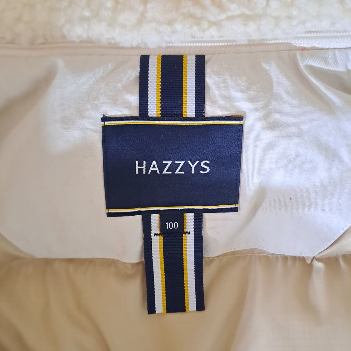 (택포) 헤지스 22FW 탈착퍼 구스다운점퍼 100 B310 상품이미지9