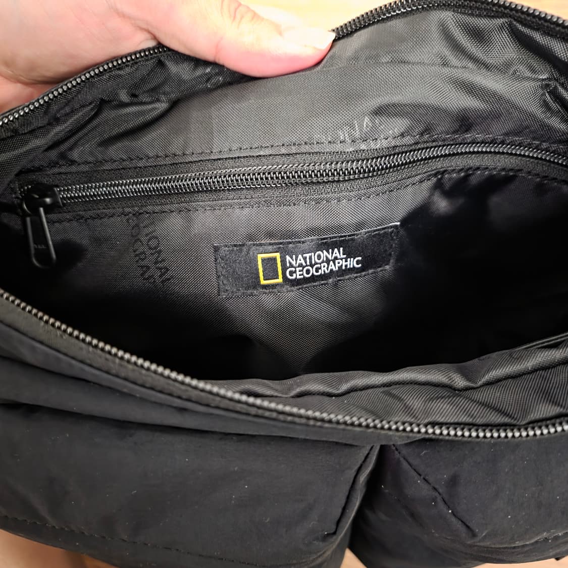 내셔널지오그래픽 크로스백 새상품급 상품이미지7