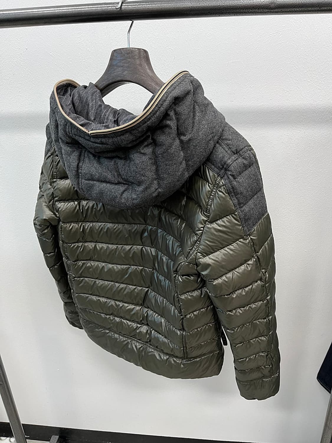 95) 듀베티카 경량 구스패딩 상품이미지8