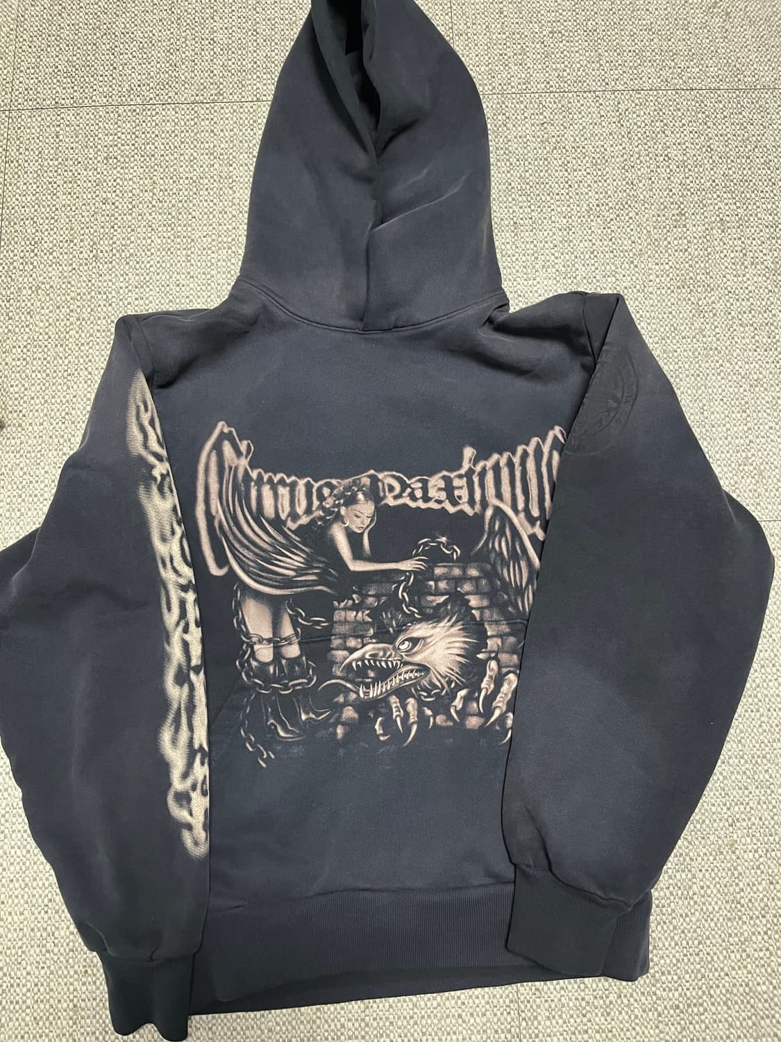 트래비스 스캇 머천 블랙 후드 상품이미지1