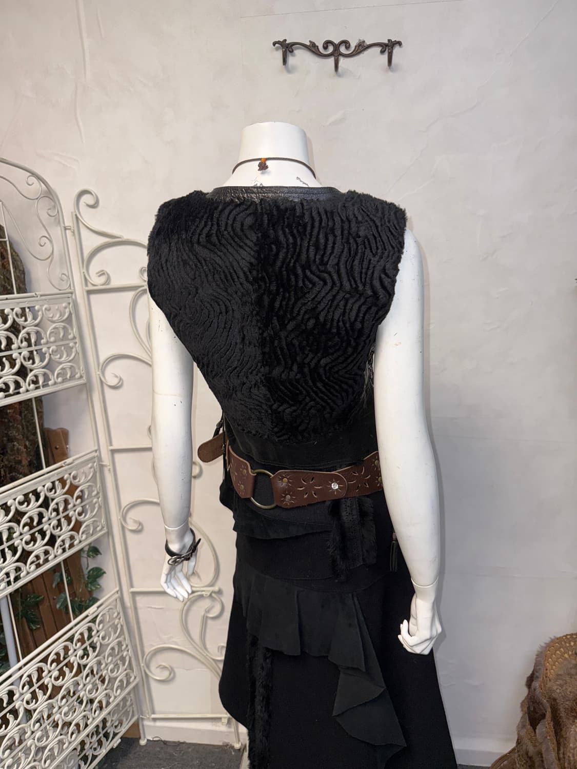 Jindo Klever lamb skin&fur laceup vest 상품이미지7