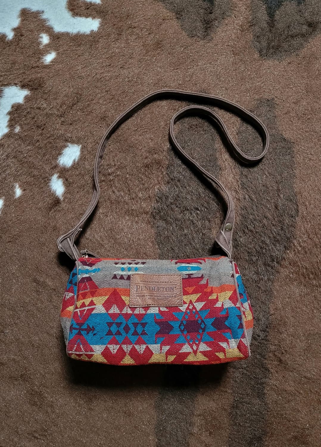 펜들턴 남녀공용 패브릭 나바호 패턴 크로스백 (23*17) 상품이미지1