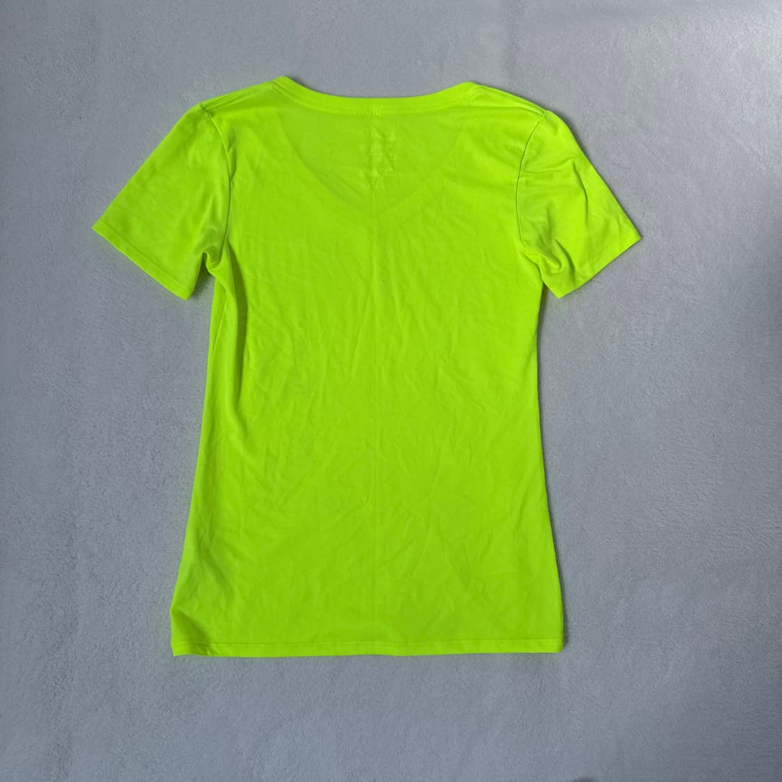 XS 나이키 드라이핏 브이넥 반팔티 0304T 상품이미지2