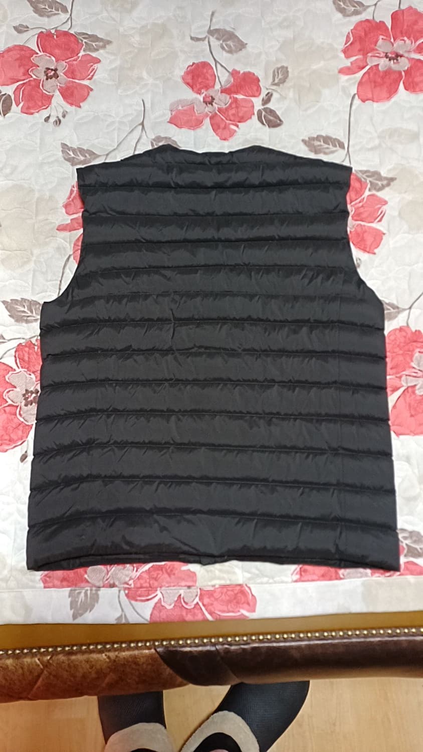 지오다노 오리털경량조끼 100 가슴53 기장67 상품이미지3