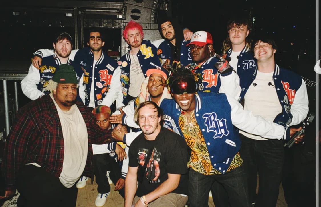 브룩햄튼 머천다이즈 바시티 자켓 (정가50) 상품이미지6