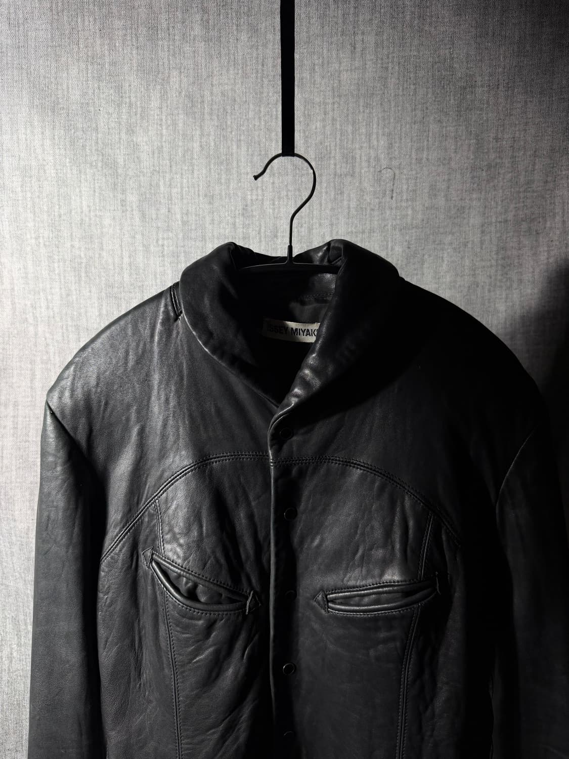 이세이미야케 레더셔츠 상품이미지4
