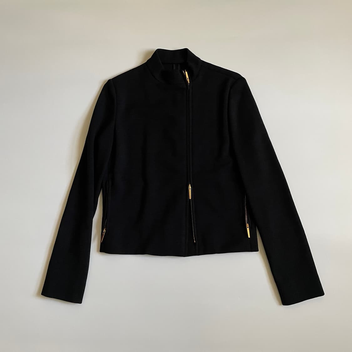 구찌 블랙 니트 집업 42 상품이미지1