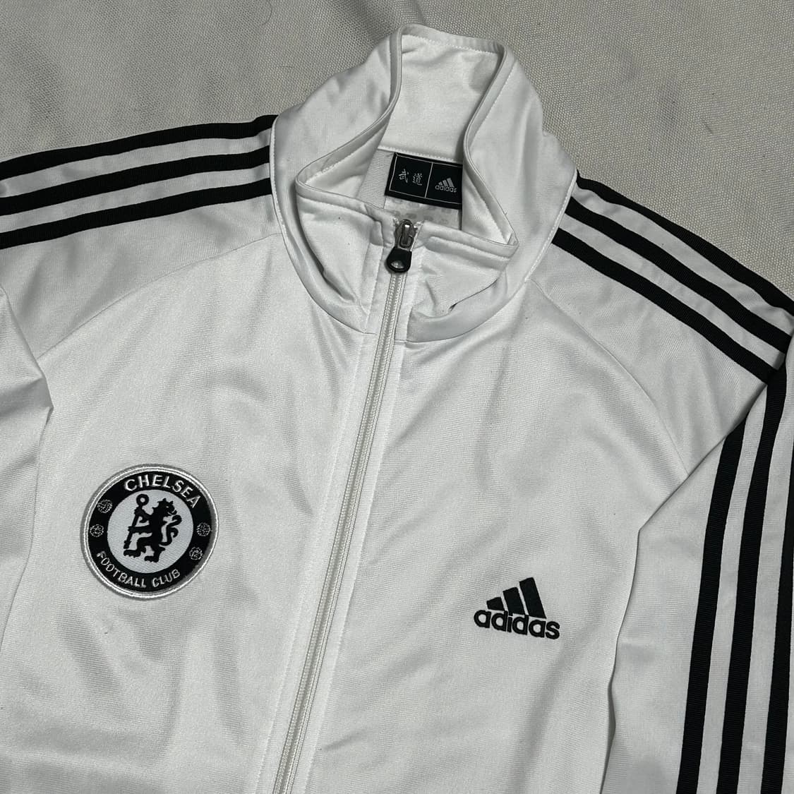M 아디다스 화이트 첼시 트랙탑 상품이미지1