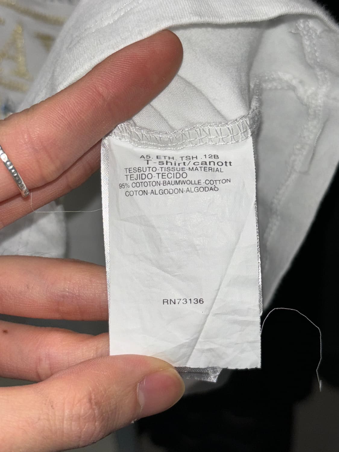 Max&co 스팽글 자수 티셔츠 상품이미지4