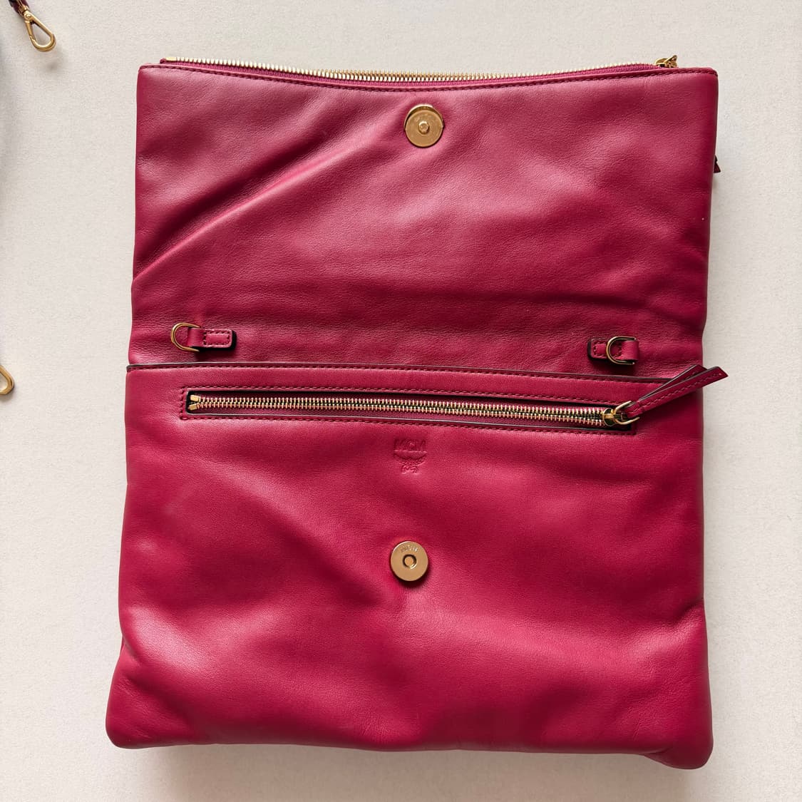 Mcm 스터드 클러치 숄더백 정품 상품이미지8