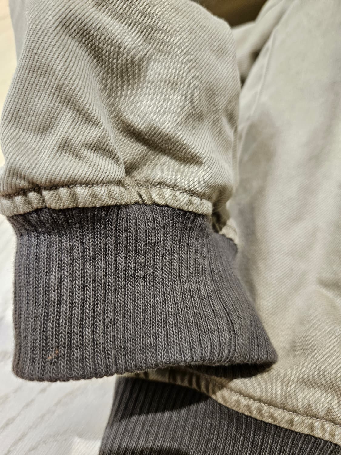 러프사이드 24fw 호라이즌봄버 카키베이지 (택포) 상품이미지3