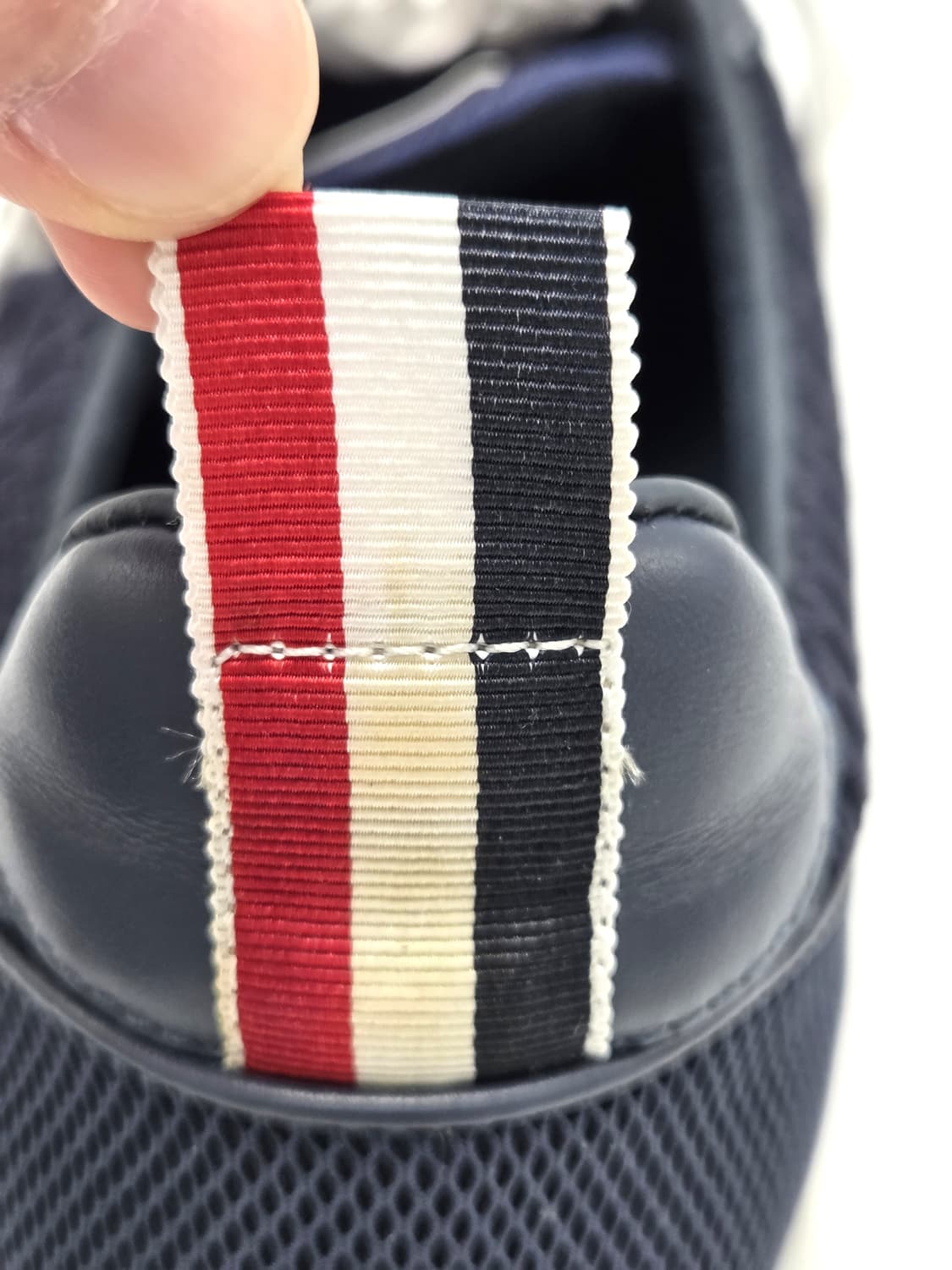 톰브라운 메쉬 테크 러너  / 42.5 (275) 상품이미지6