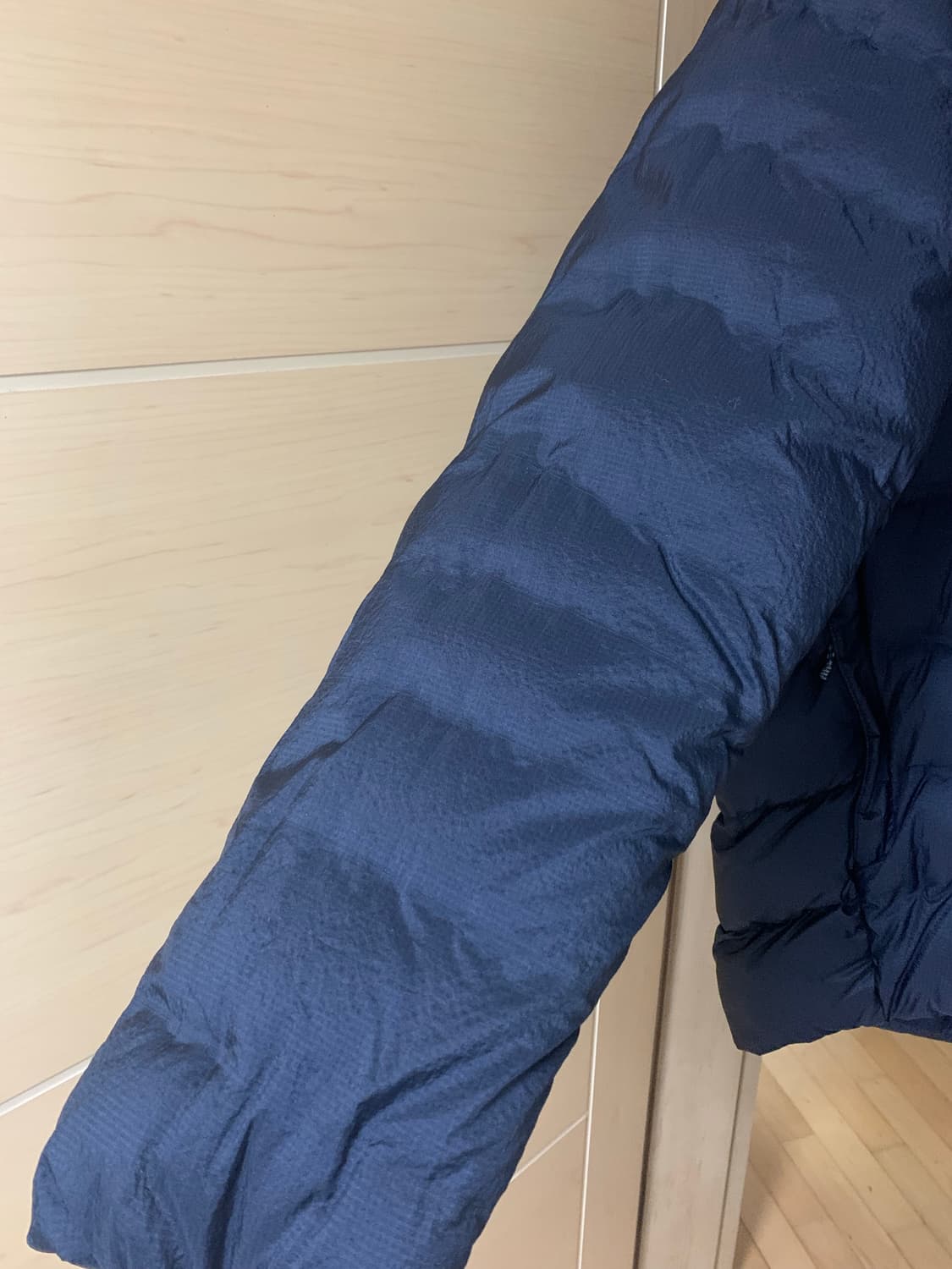 파타고니아 그레이드 7 패딩 L사이즈 판매합니다 상품이미지8