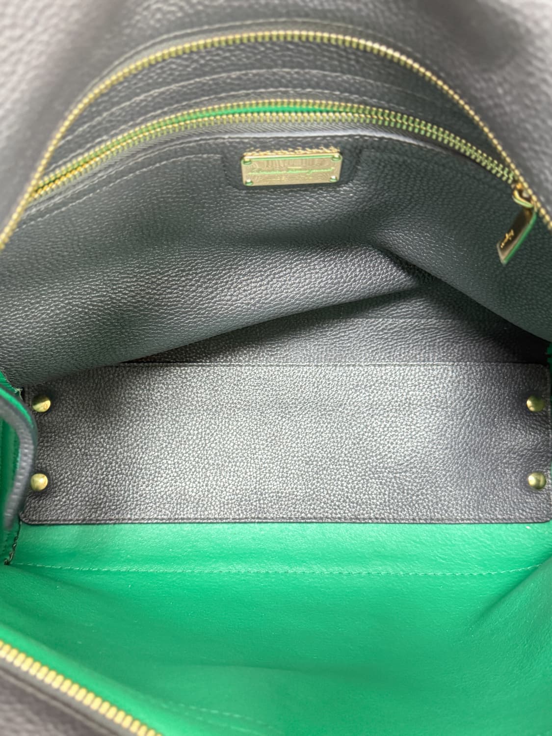 페라가모 알리백 간치니 호보백 상품이미지9