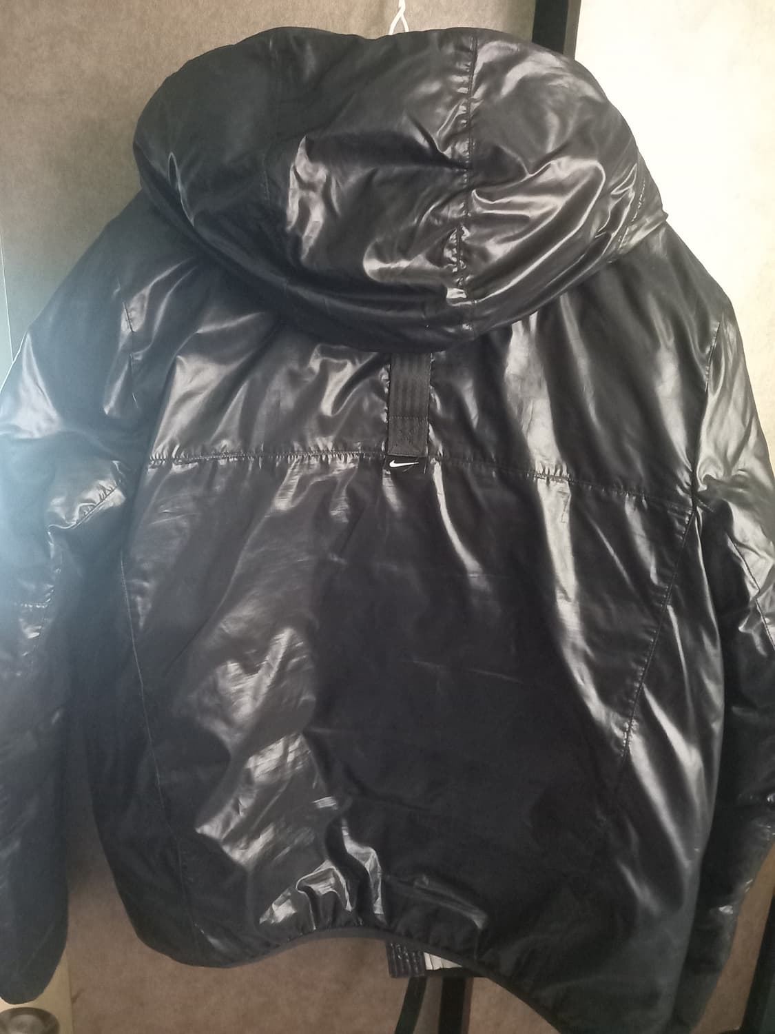 나이키 유광후드 경량패딩 M 상품이미지2
