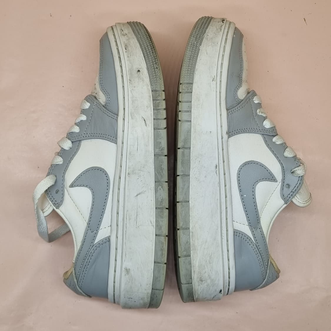 나이키 에어조던1 울프그레이 운동화 235 상품이미지5