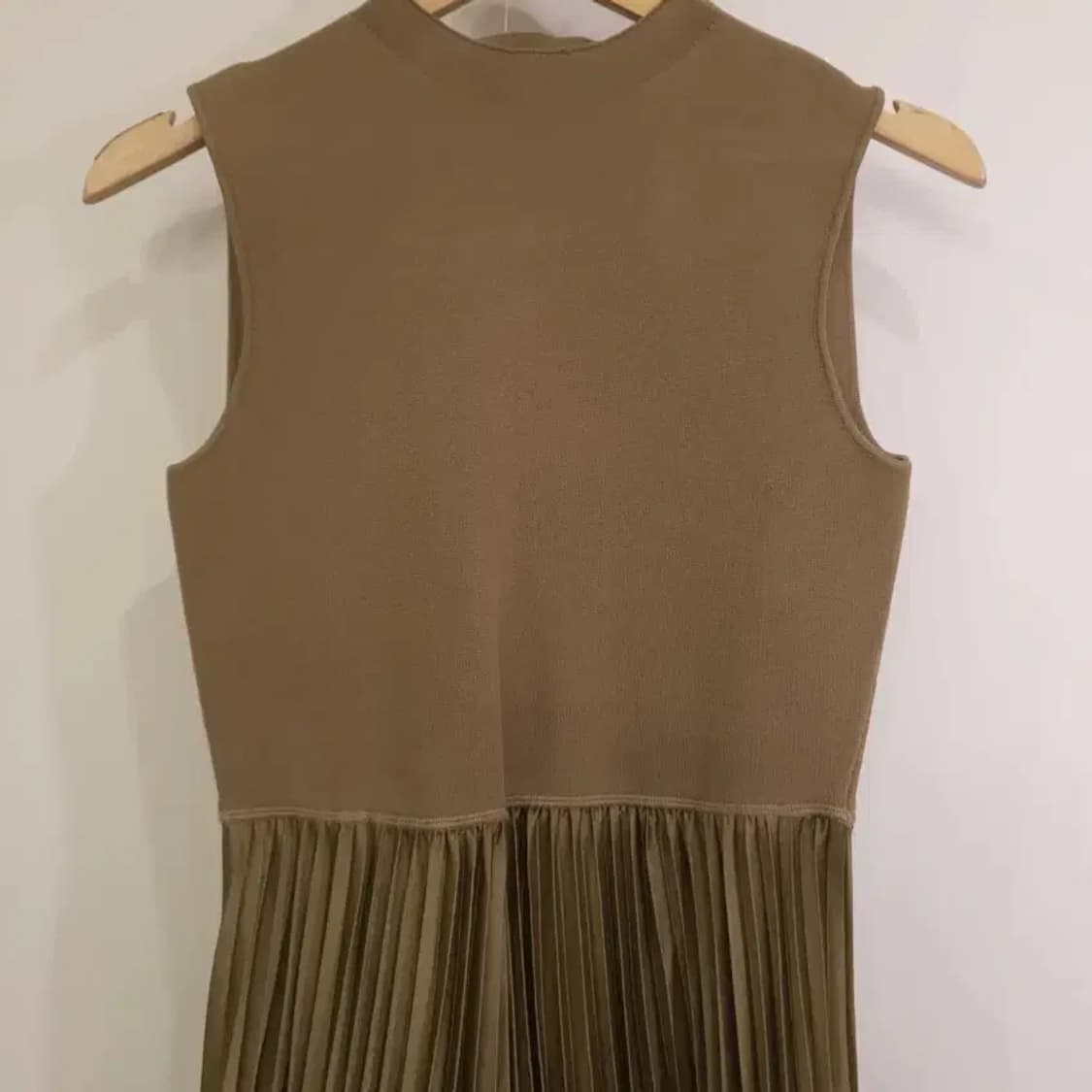 Theory 니트 플리츠 원피스 M 상품이미지2