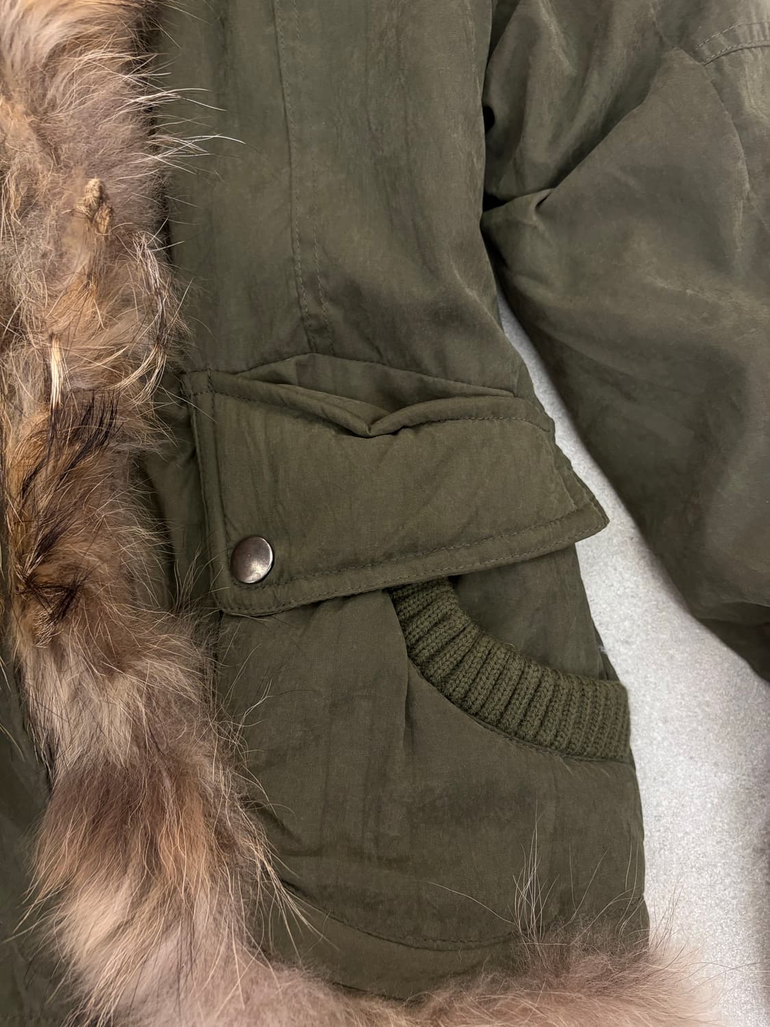 카키 퍼 투웨이 점퍼 상품이미지6