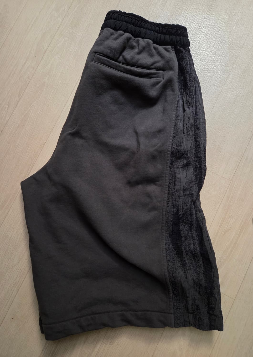 언어펙티드 버뮤다 팬츠 팝니다 unaffected CURVED CONTR 상품이미지7