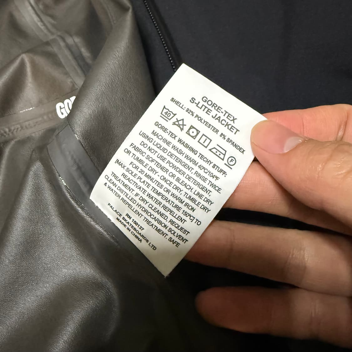 [L] 팔라스 고어텍스 S-라이트 자켓 블랙 - 23SS 상품이미지7