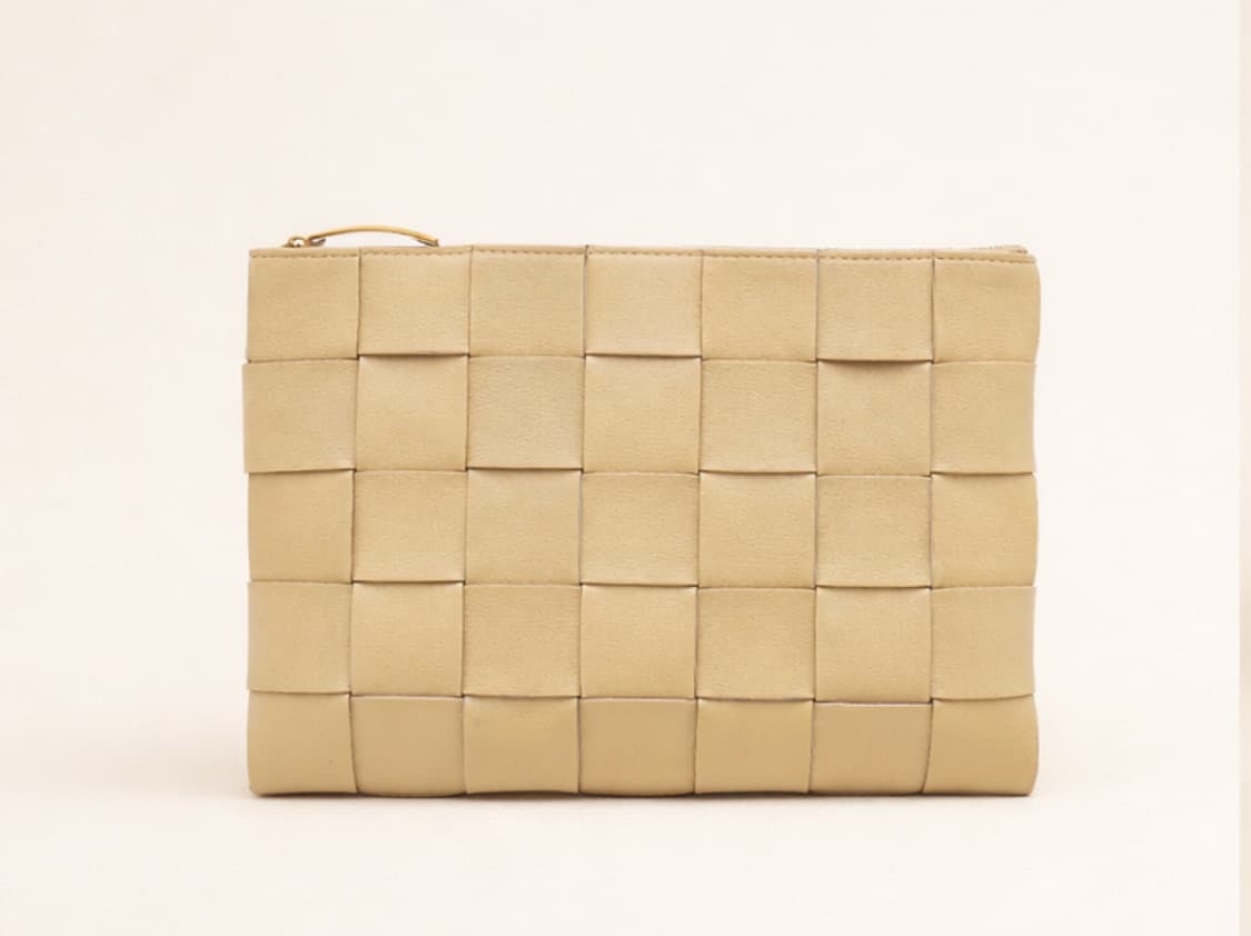 [S급] 보테가베네타 인트레치아토 클러치 판매합니다!!! 상품이미지2