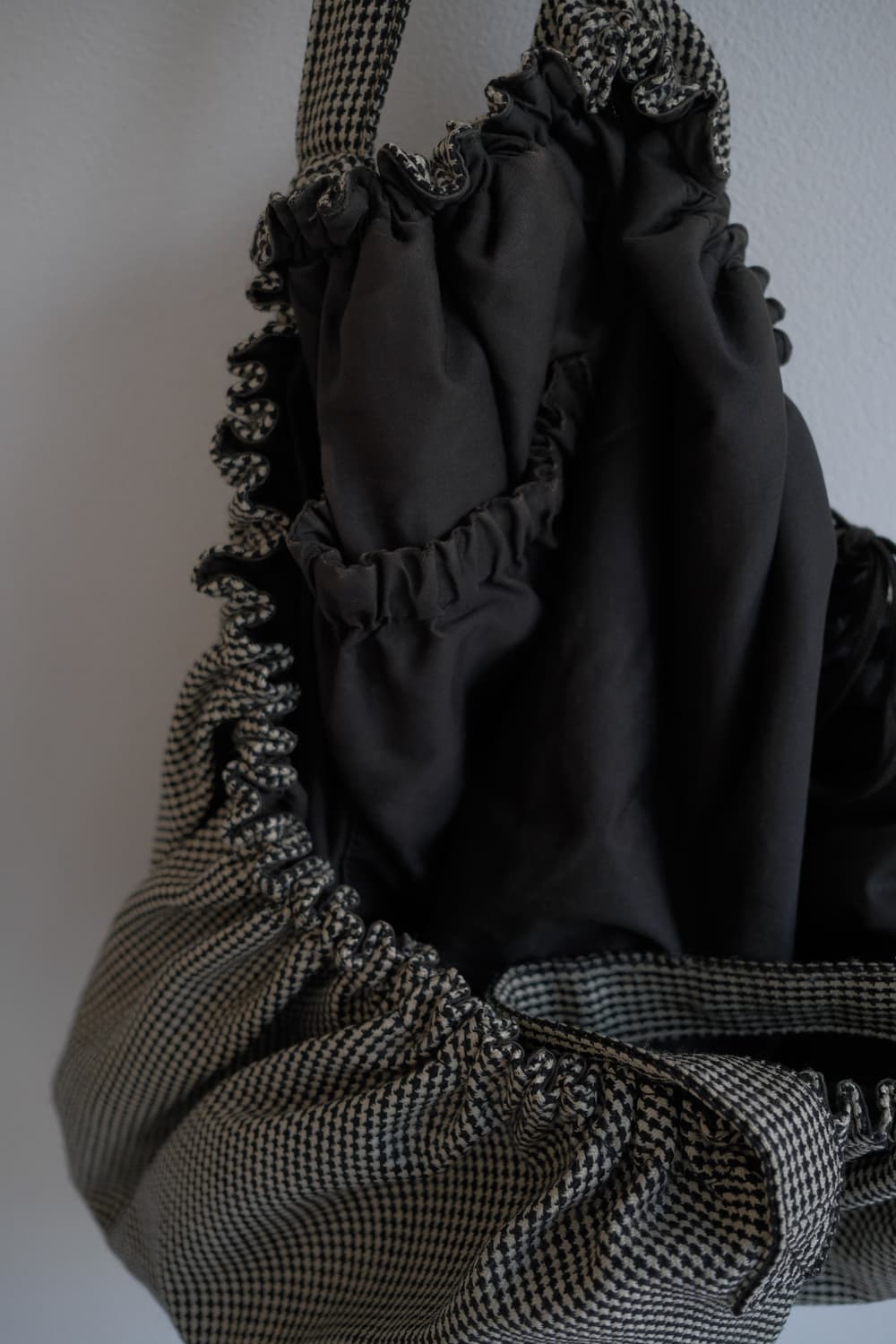 Hound’s-tooth check dumpling bag 상품이미지7