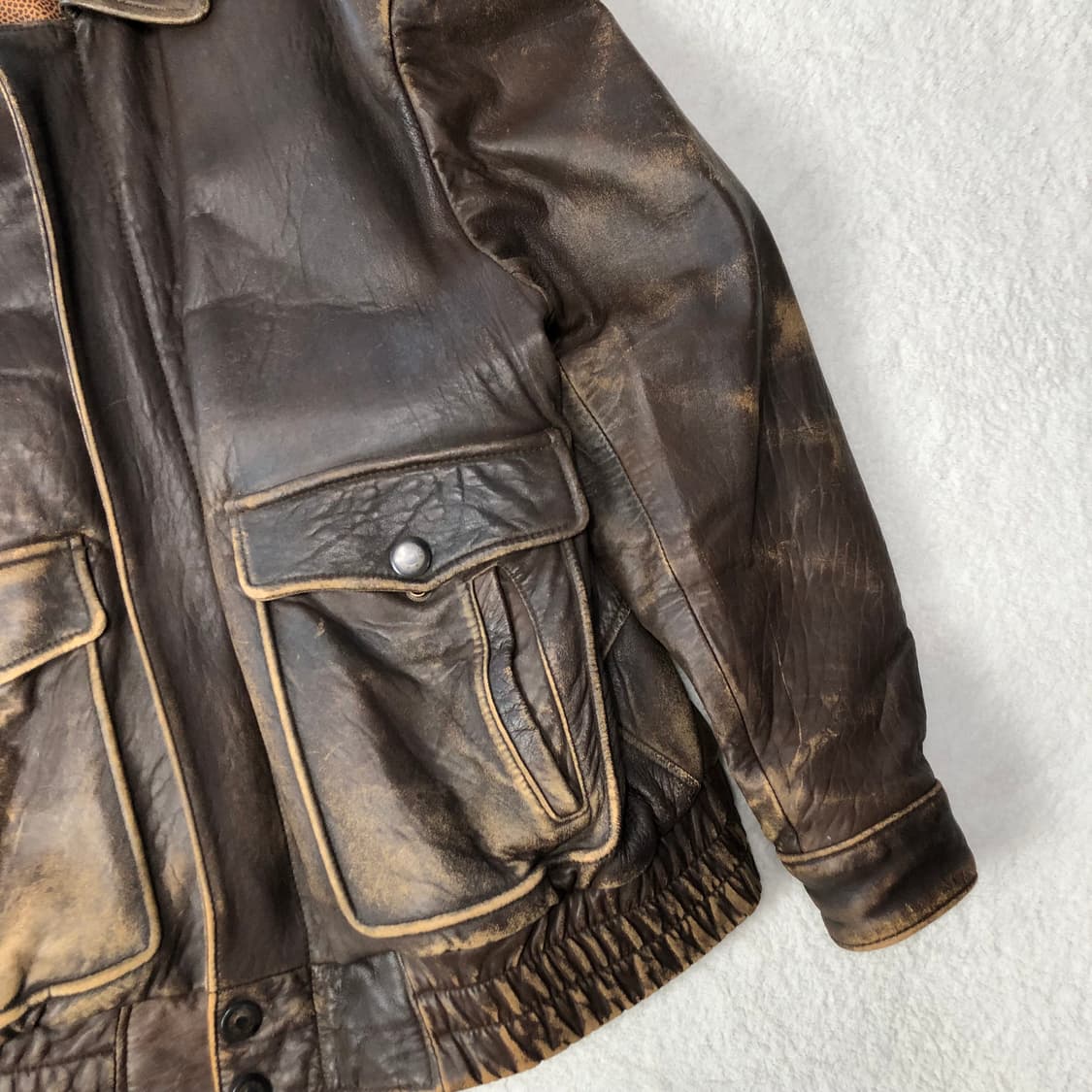 A2 하드에이징 레더 봄버자켓  상품이미지6