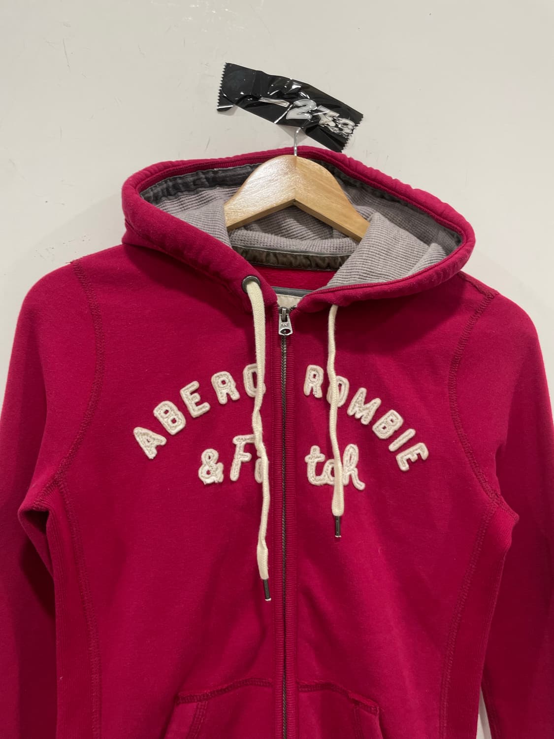 Abercrombie 아베크롬비 딥 핑크 자수로고 슬림핏 후드집업 상품이미지7